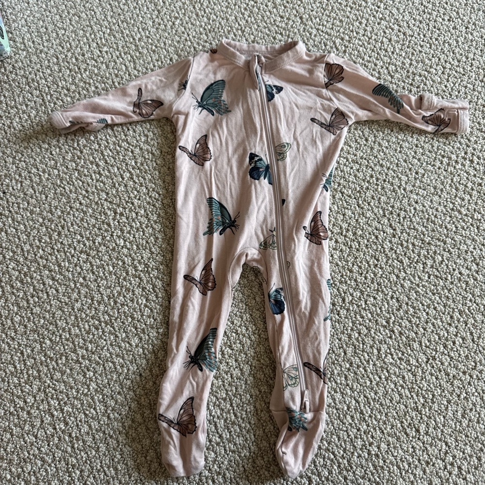 Kyte BABY Butterfly Print Kids Footie - Light Pink
